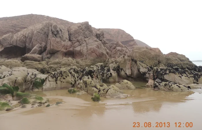 Red sandstone cliffs at Legzira beach