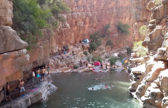 Red rock gorge with swimming spot in Paradise Valley