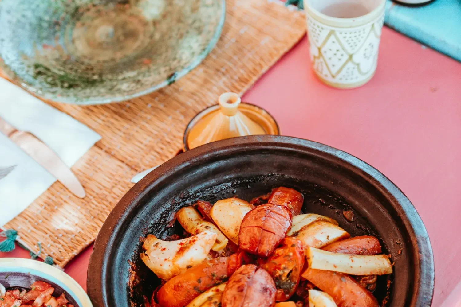 Tagine with vegetables and meat