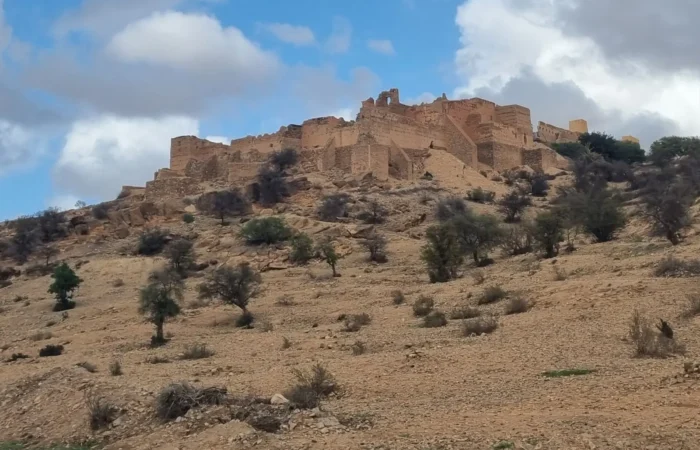 Ruined kasbah on the hill above Tiout